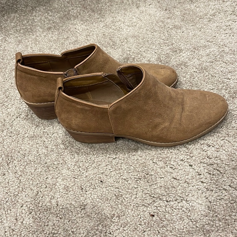 Brown low cut boots